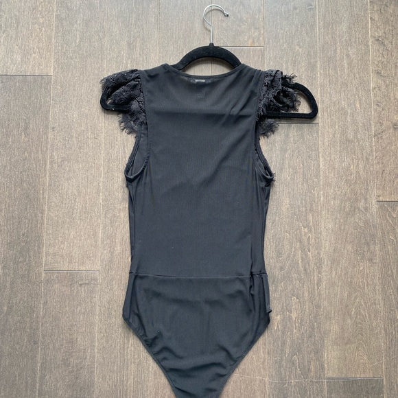 NWOT Forever 21 lace bodysuit - Picture 4 of 4